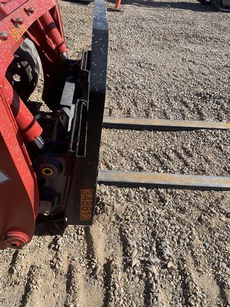 2023 ARROW MATERIAL HANDLING 48" Pallet Forks - Arrow