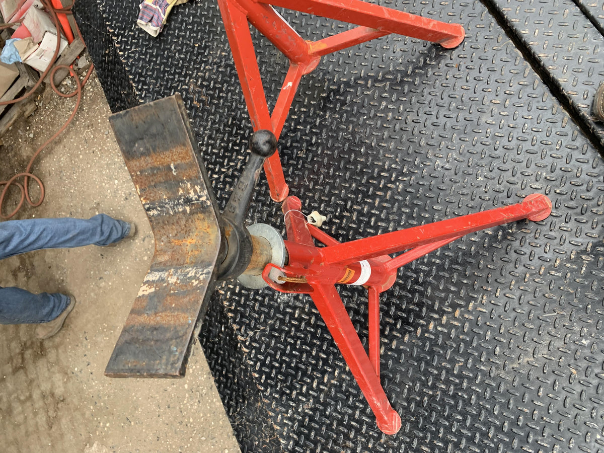 2021 B&B PIPE 4100E
