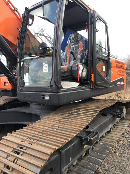 2019 DOOSAN DX255LC-5