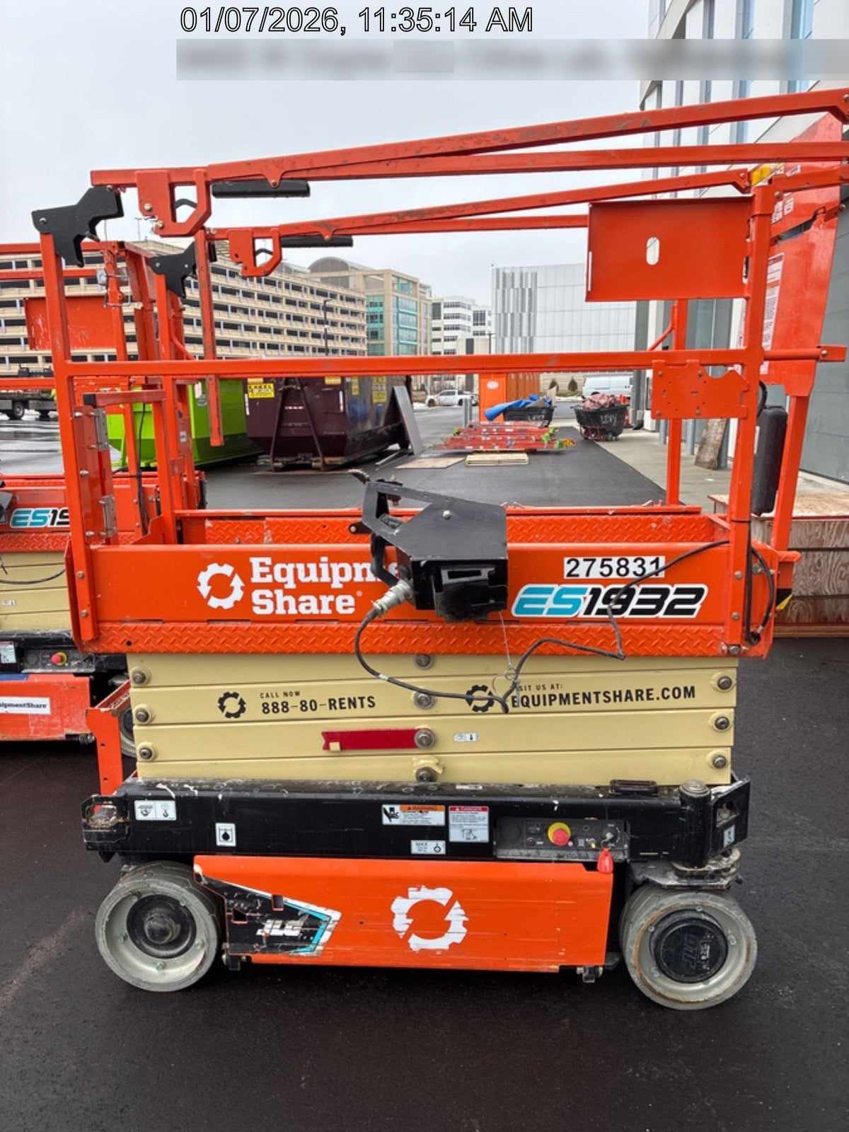 2022 JLG ES1932