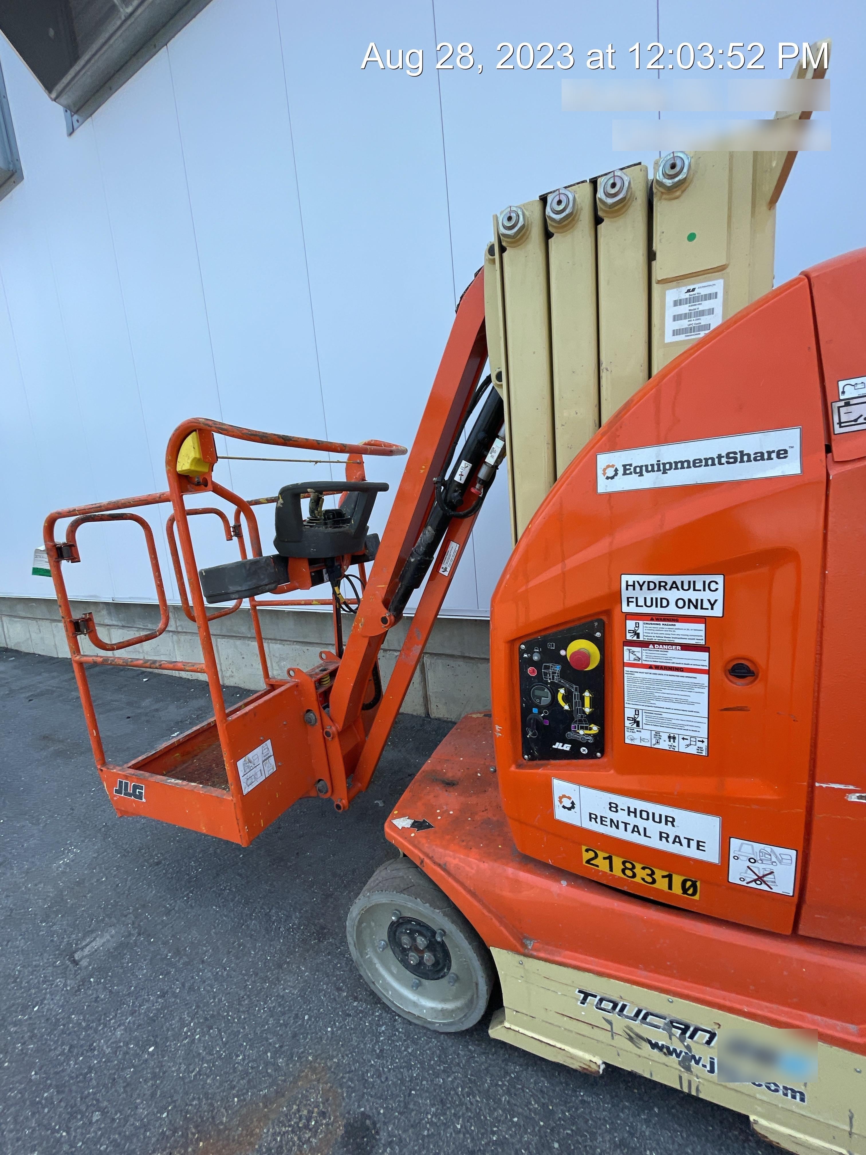 2022 JLG 26E