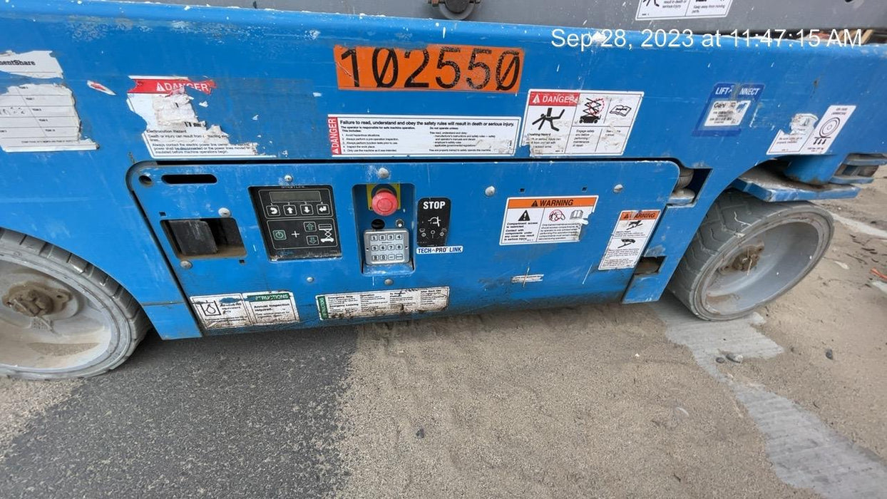 2020 Genie GS-1930 Solid Non Marking Tires, Beacon, Folding rails with half height swing gate, 800W Inverter