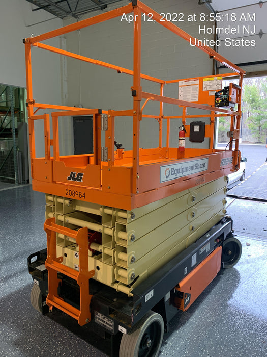 2022 JLG R3246
