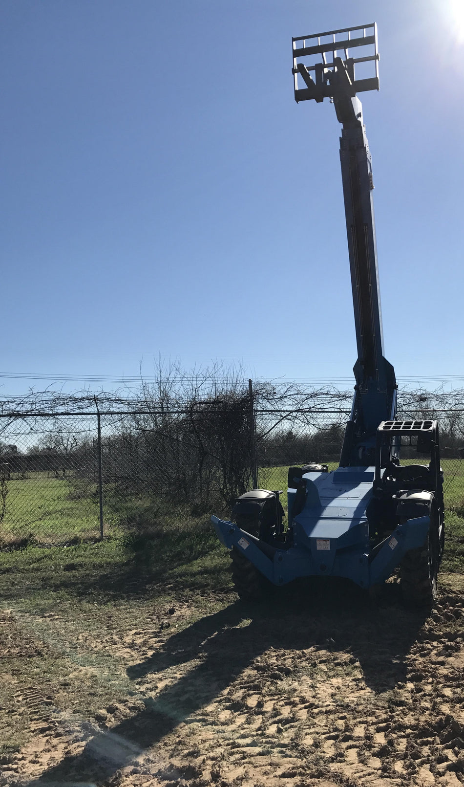 2017 GENIE GTH-1056