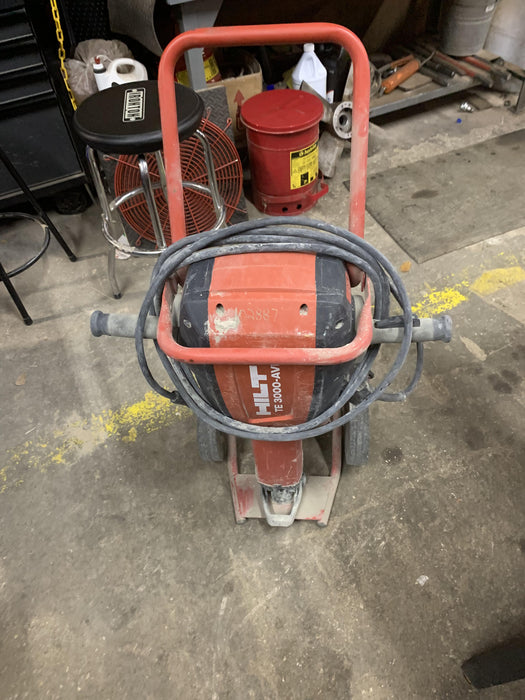 2020 HILTI TE 3000-AVR