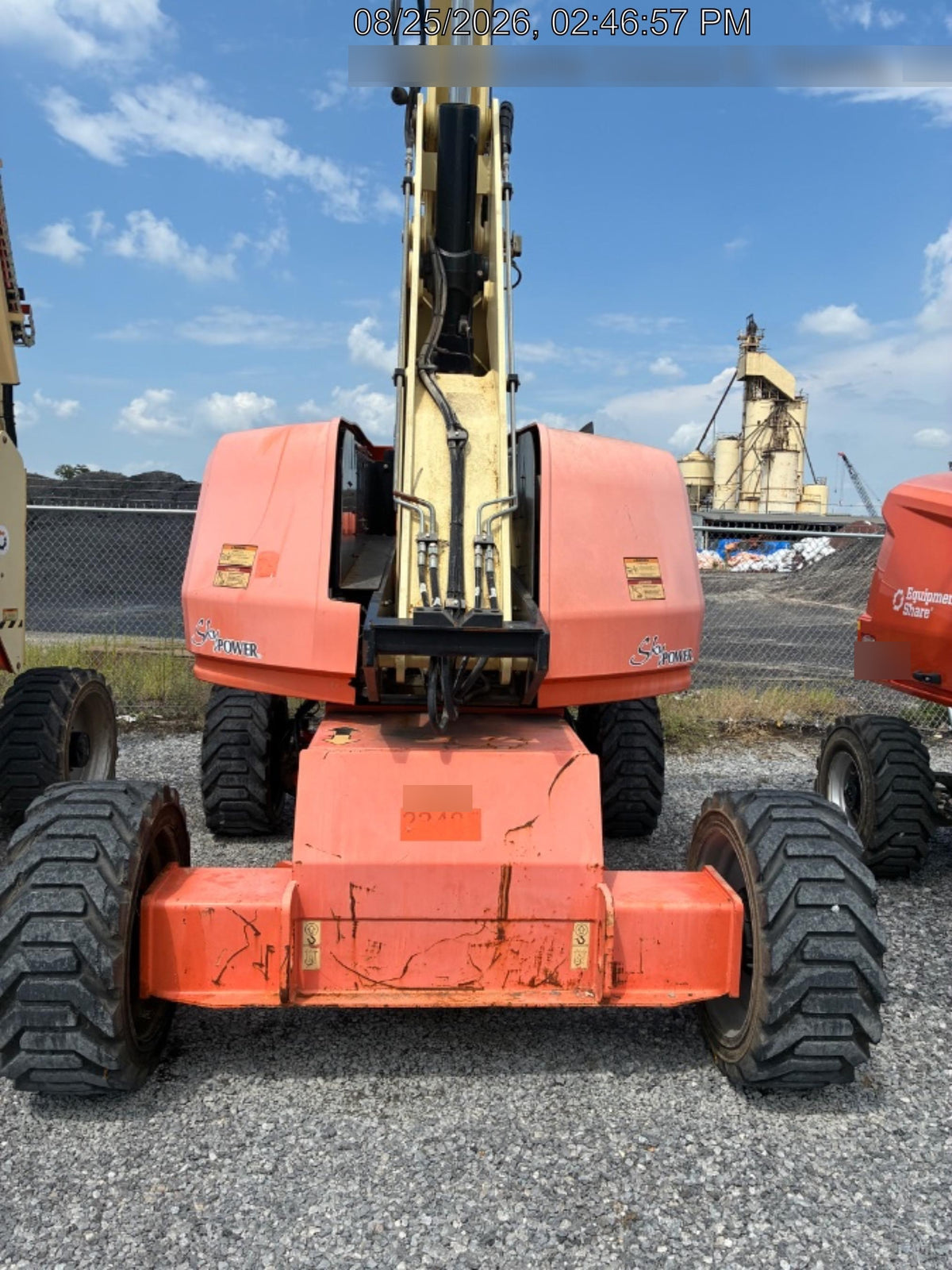 2019 JLG 660SJ