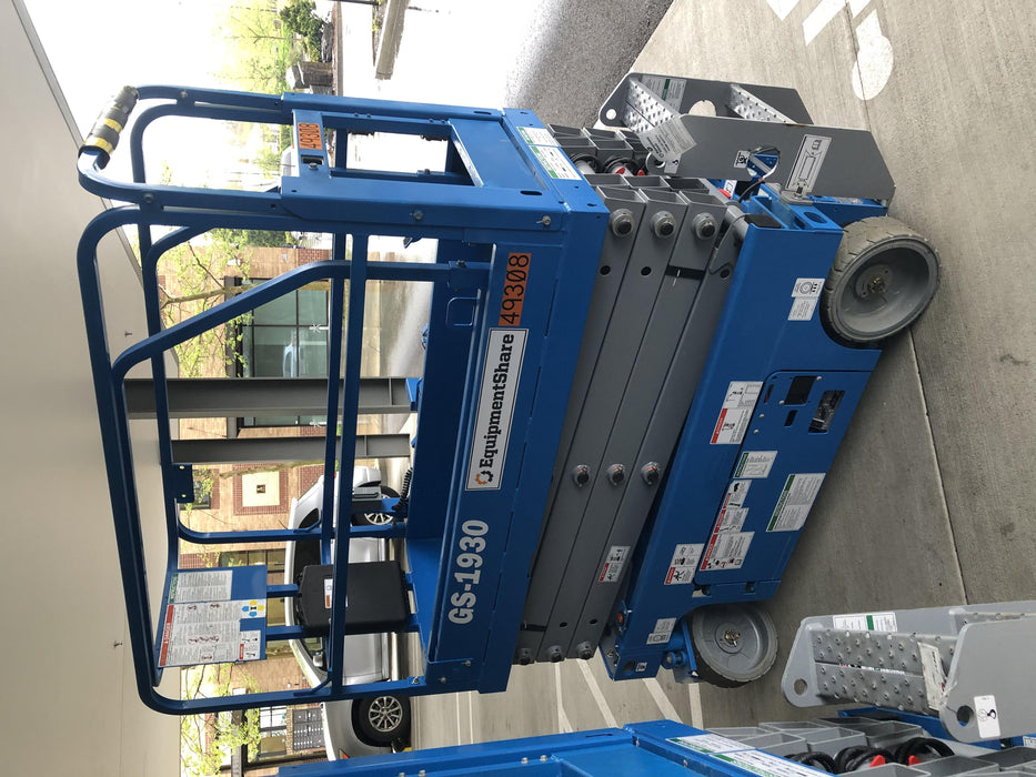 2019 Genie GS-1930 Half Height Swing Gate, 800W Inverter