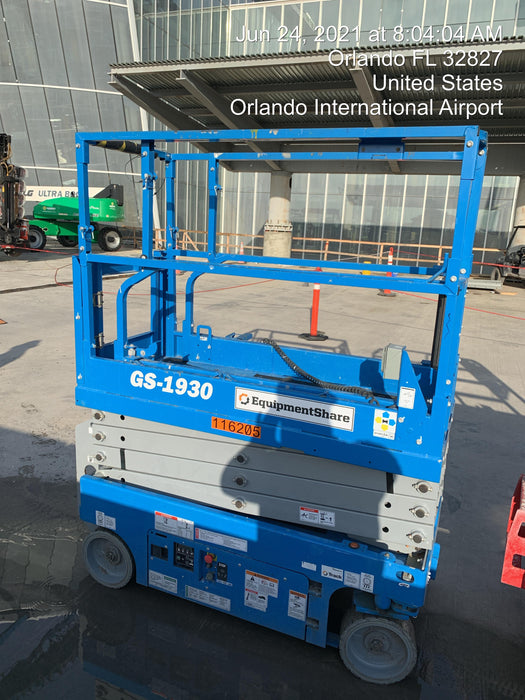 2020 Genie GS-1930 Solid Non Marking Tires, Beacon, Folding rails with half height swing gate