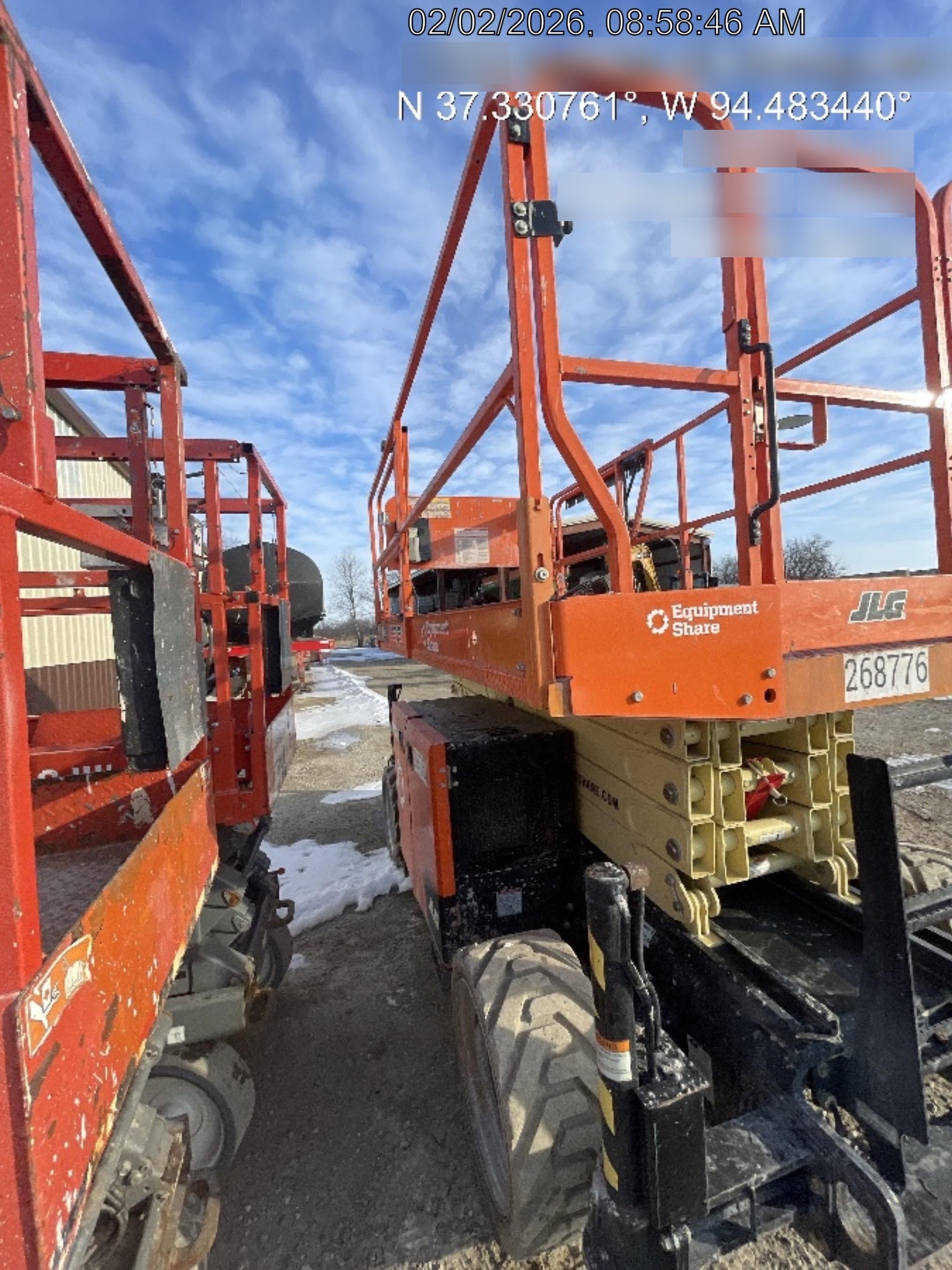 2022 JLG RT3369
