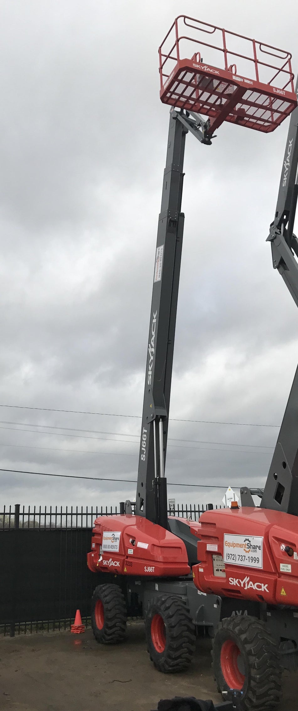 2017 SKYJACK SJ66T