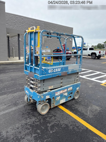 2019 Genie GS-1930 Fixed rails with chain Entry