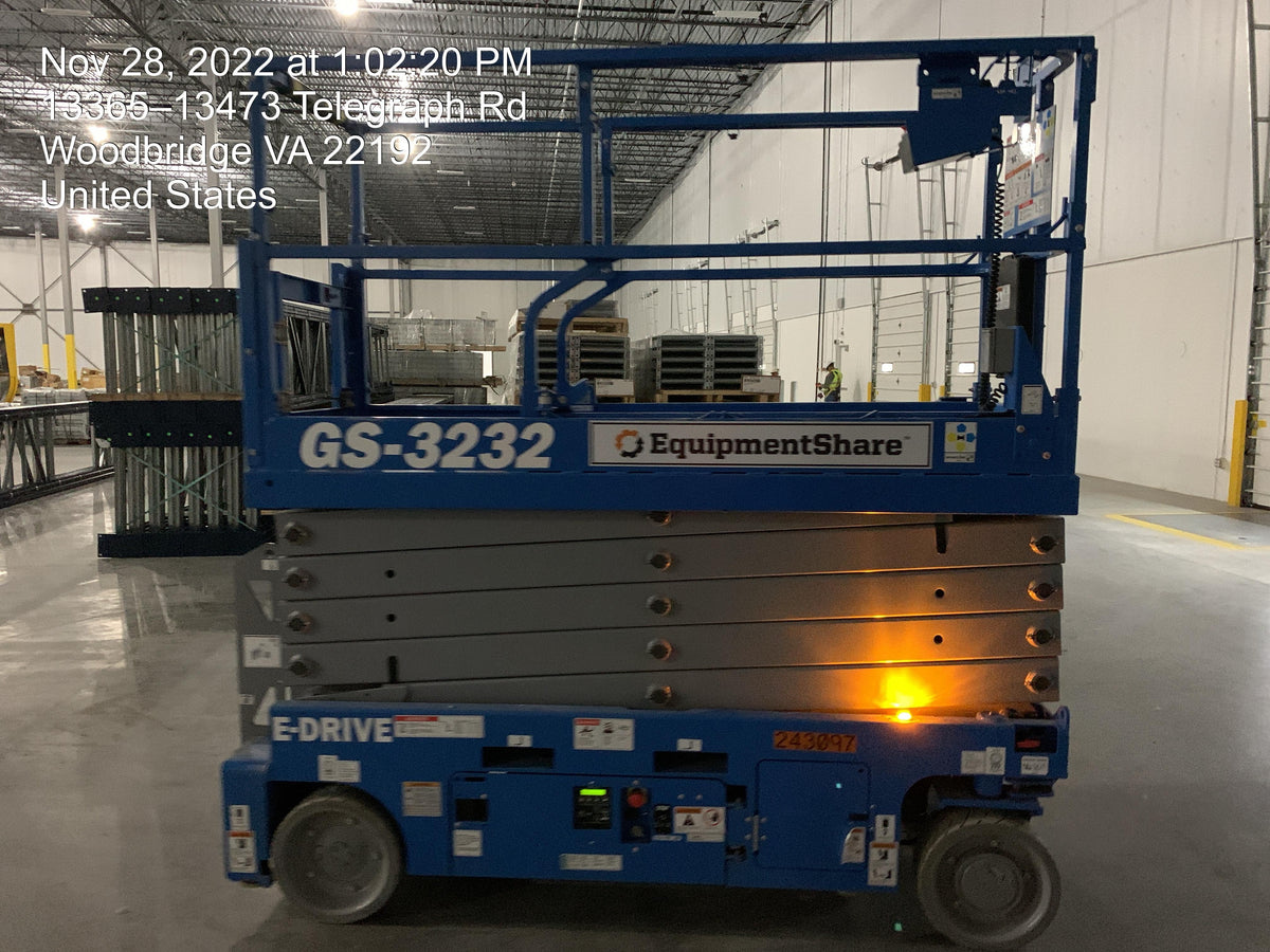 2022 GENIE GS-3232