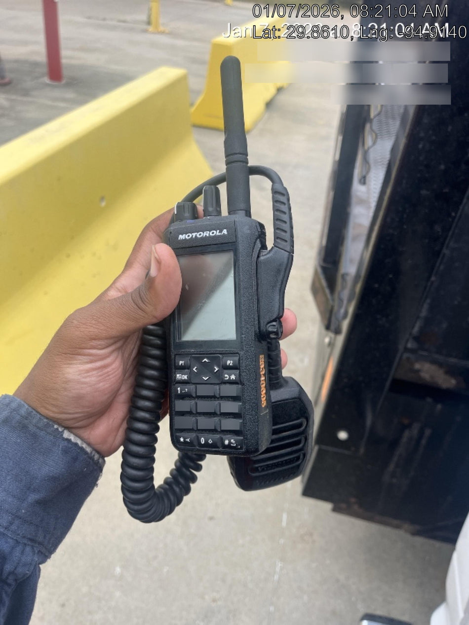 2023 MOTOROLA R7 DISPLAY
