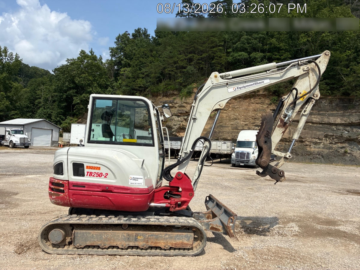 2020 TAKEUCHI TB250-2C