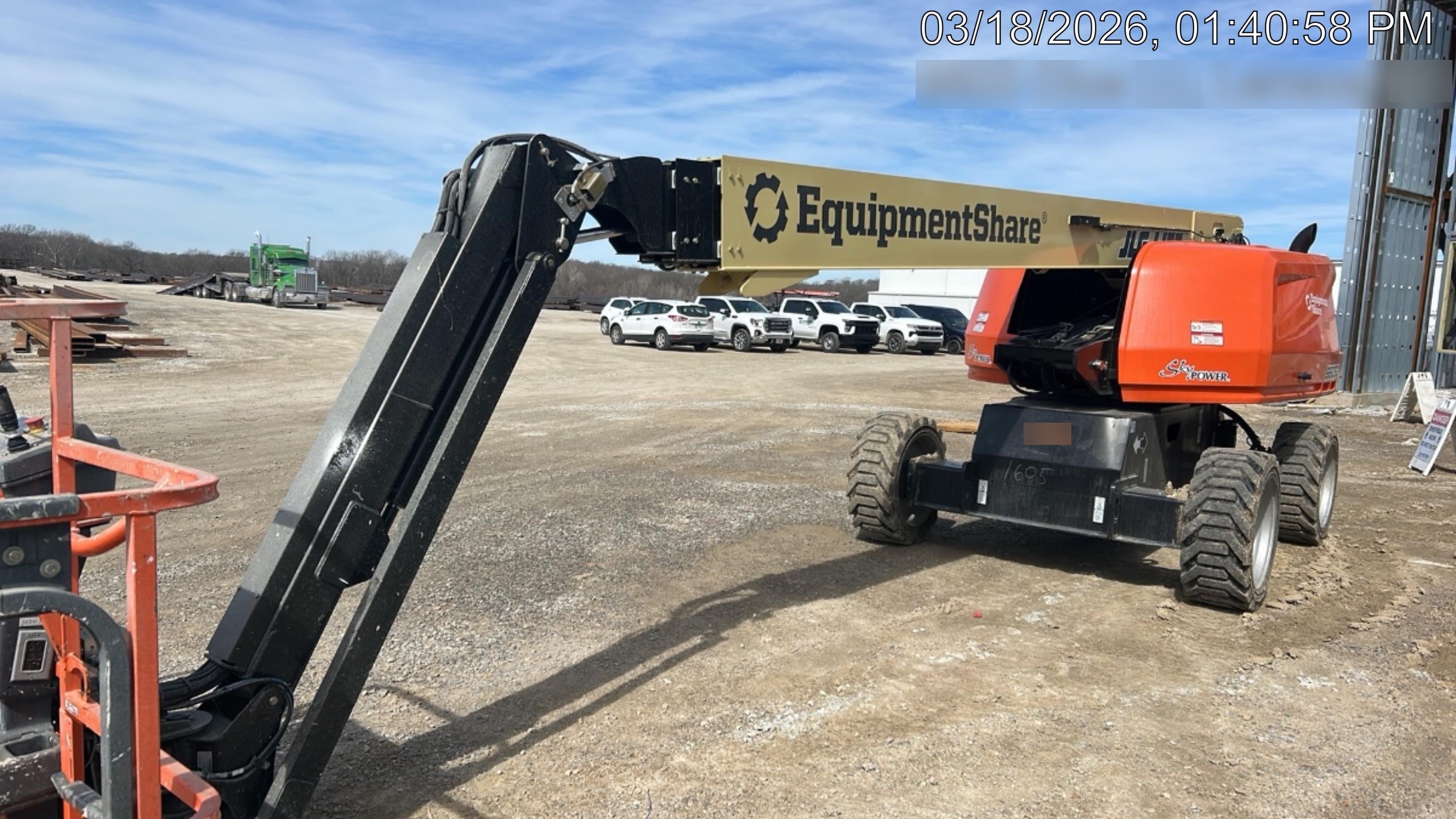 2025 JLG 660SJ