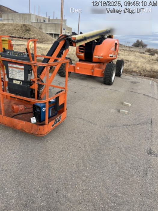 2019 JLG 600AJ