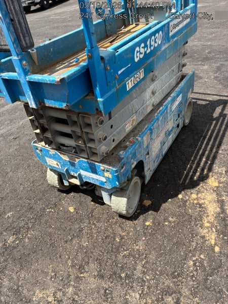 2020 Genie GS-1930 Solid Non Marking Tires, Beacon, Folding rails with half height swing gate
