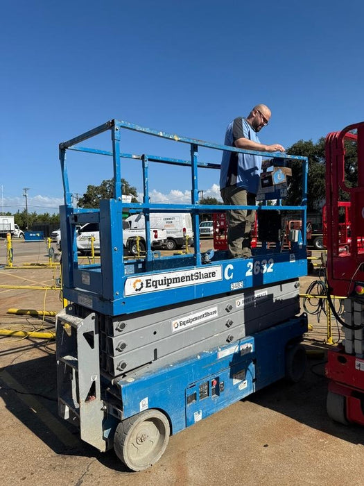 2017 Genie GS-2632 Standard