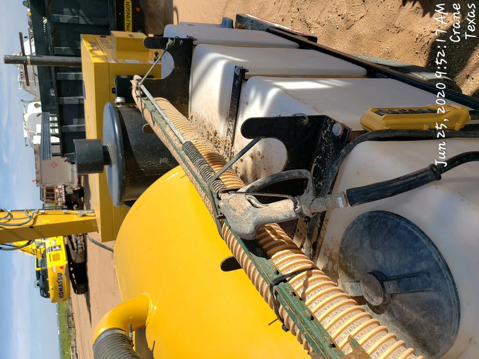 2019 Vac-Tron LP573XDT 24Hp Kohler Diesel, 500 Gal Debris Tank, 500 CFM Vacuum Pump, x2 100 Gal Water Tanks