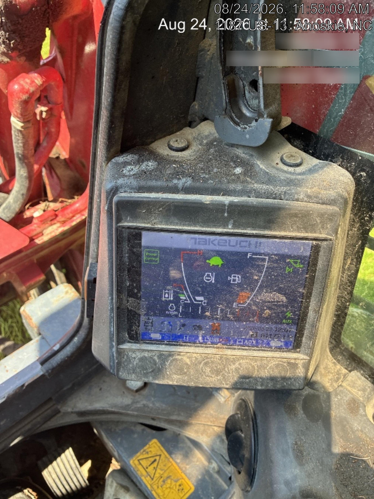2022 TAKEUCHI TL10V2-CR