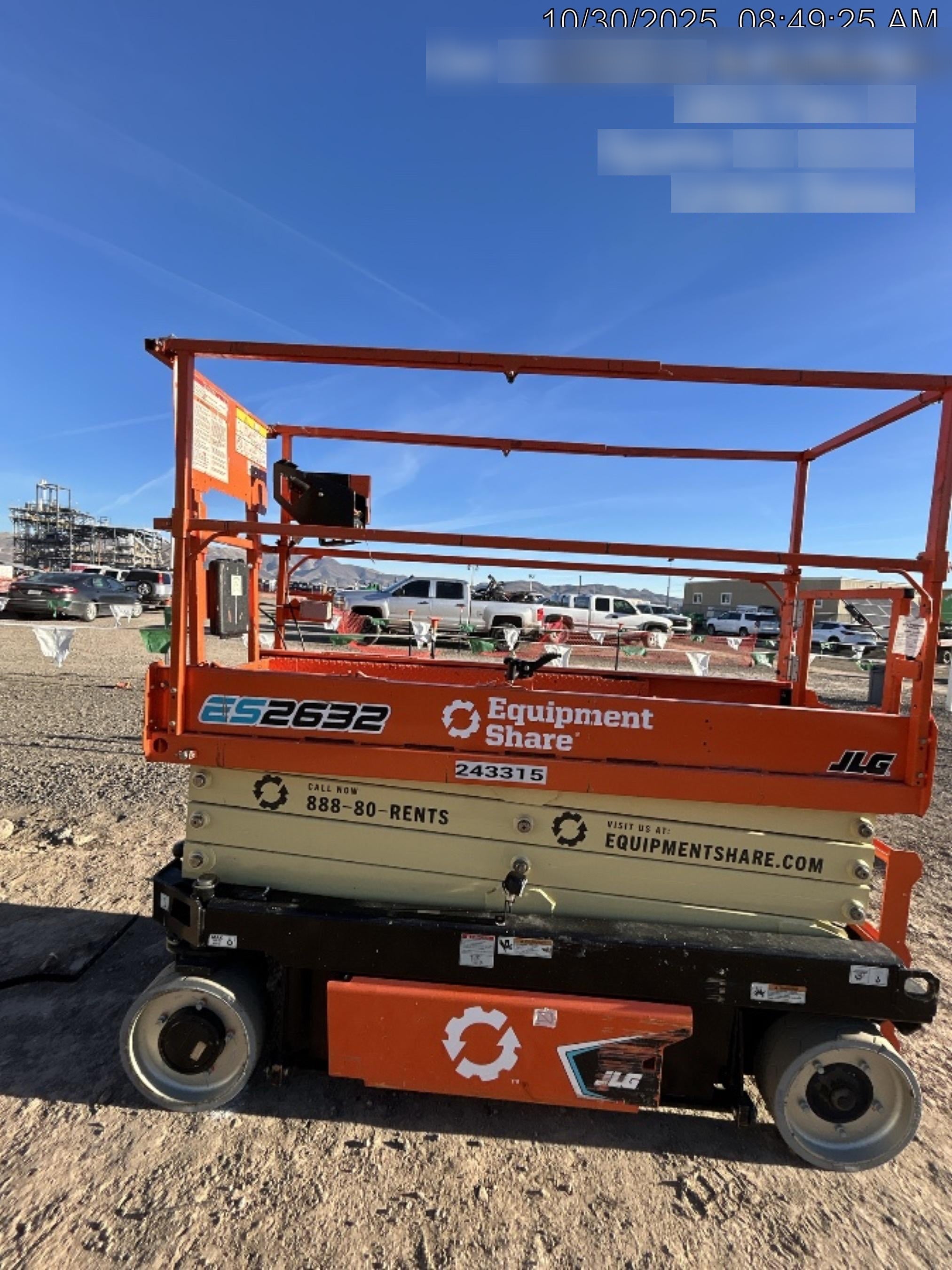 2022 JLG ES2632