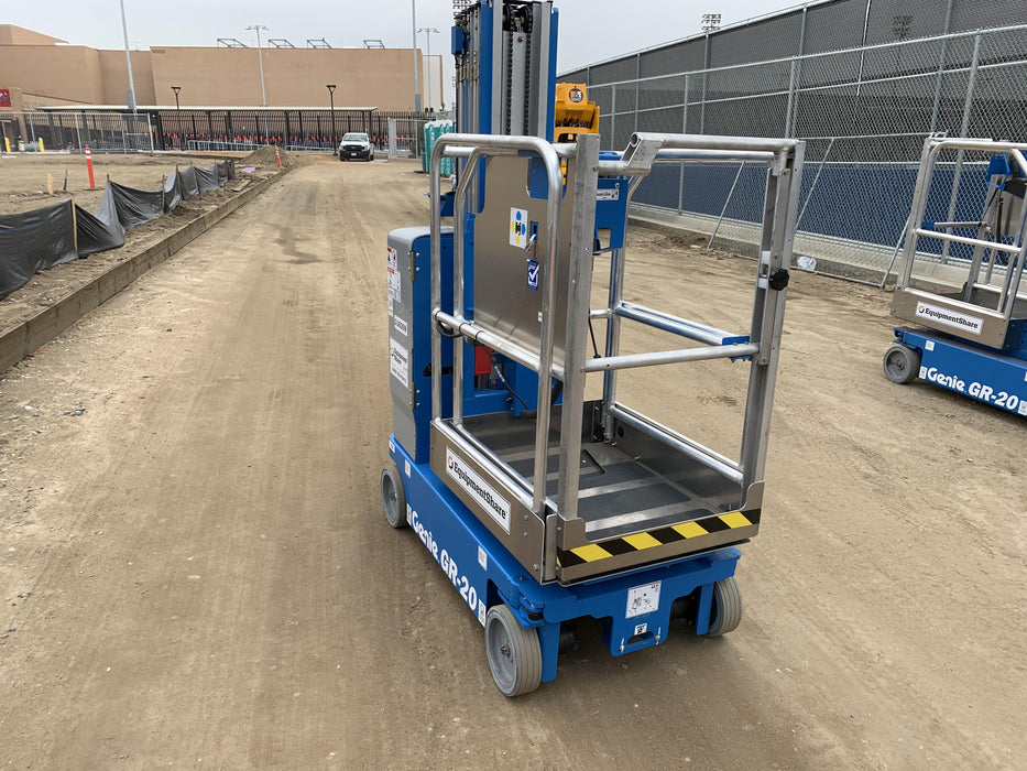 2020 GENIE GR-20