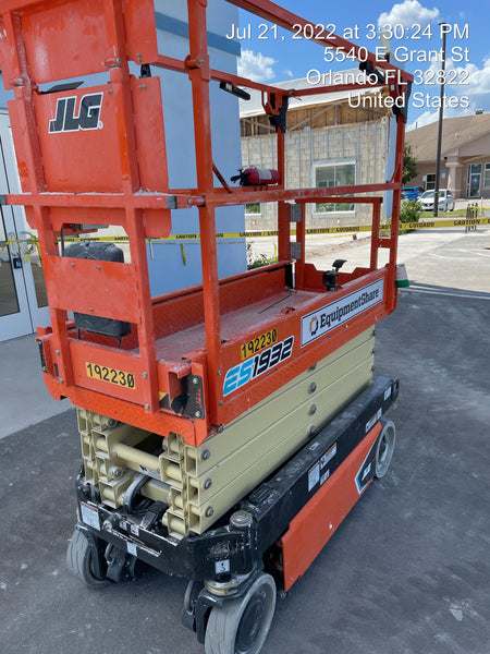2021 JLG ES1932