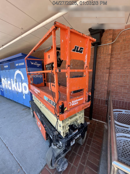 2023 JLG ES2632