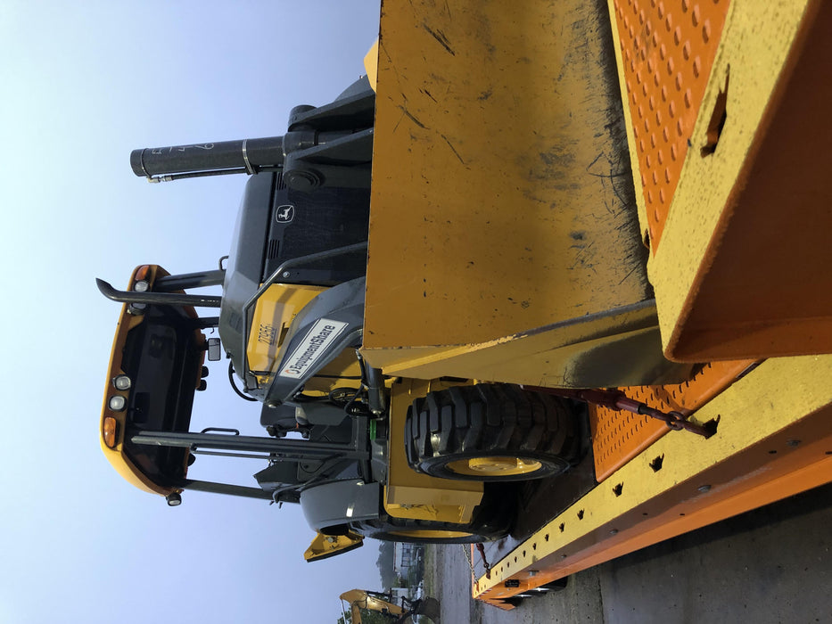 2019 John Deere 310LEP 4wd, Canopy, Standard dipper, ISO, Rear Auxiliary Hydraulics, Manual QC 12”, 18”, and 24” buckets