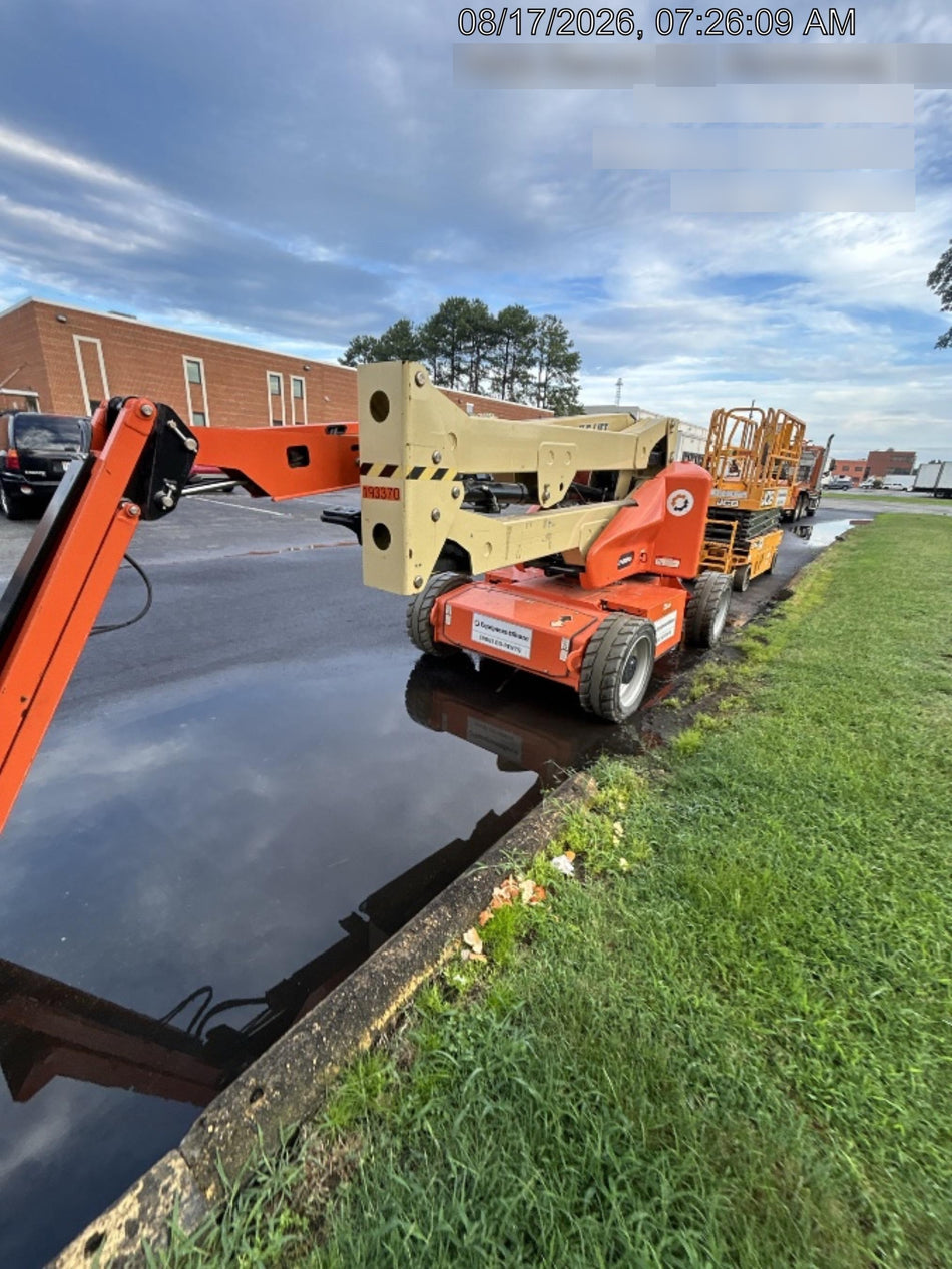 2021 JLG E450AJ