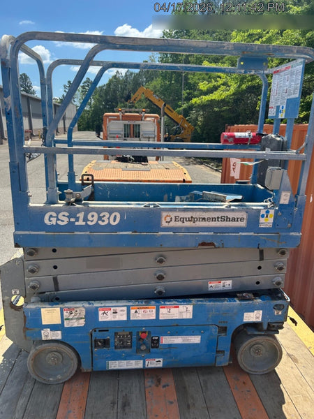 2019 Genie GS-1930 Fixed rails with chain Entry