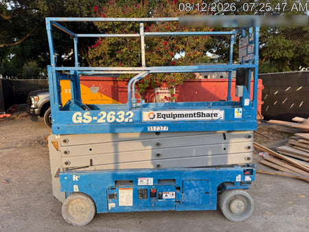 2023 GENIE GS-2632