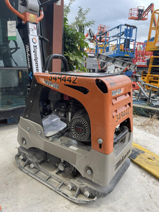 2023 Multiquip MV308GH Honda GX270, 18" Plate, Tachometer