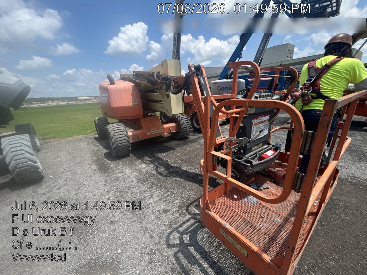 2021 JLG 450AJ