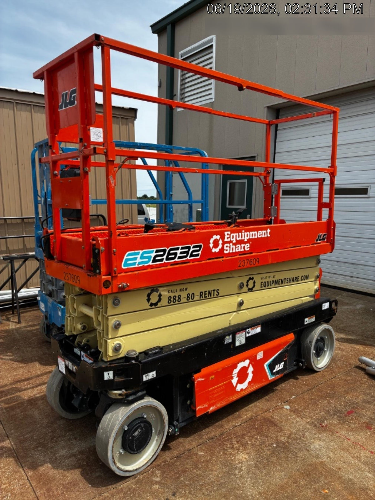2022 JLG ES2632