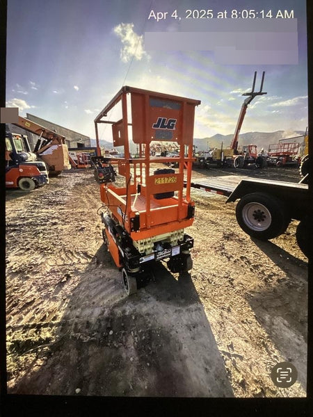 2022 JLG ES1330L