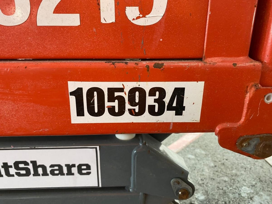 2020 Skyjack SJIII-3219 Solid NM Tires, Half height spring hinged entry gate, Dual Beacons, 800W Inverter