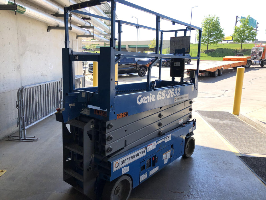 2018 Genie GS-2632 Genie GS-2632 w/Fixed Rail, Chain Entry