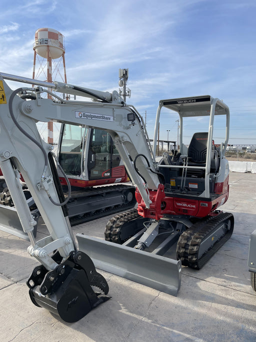 2022 Takeuchi TB235-2R Canopy, Rubber Tracks, Manual QC