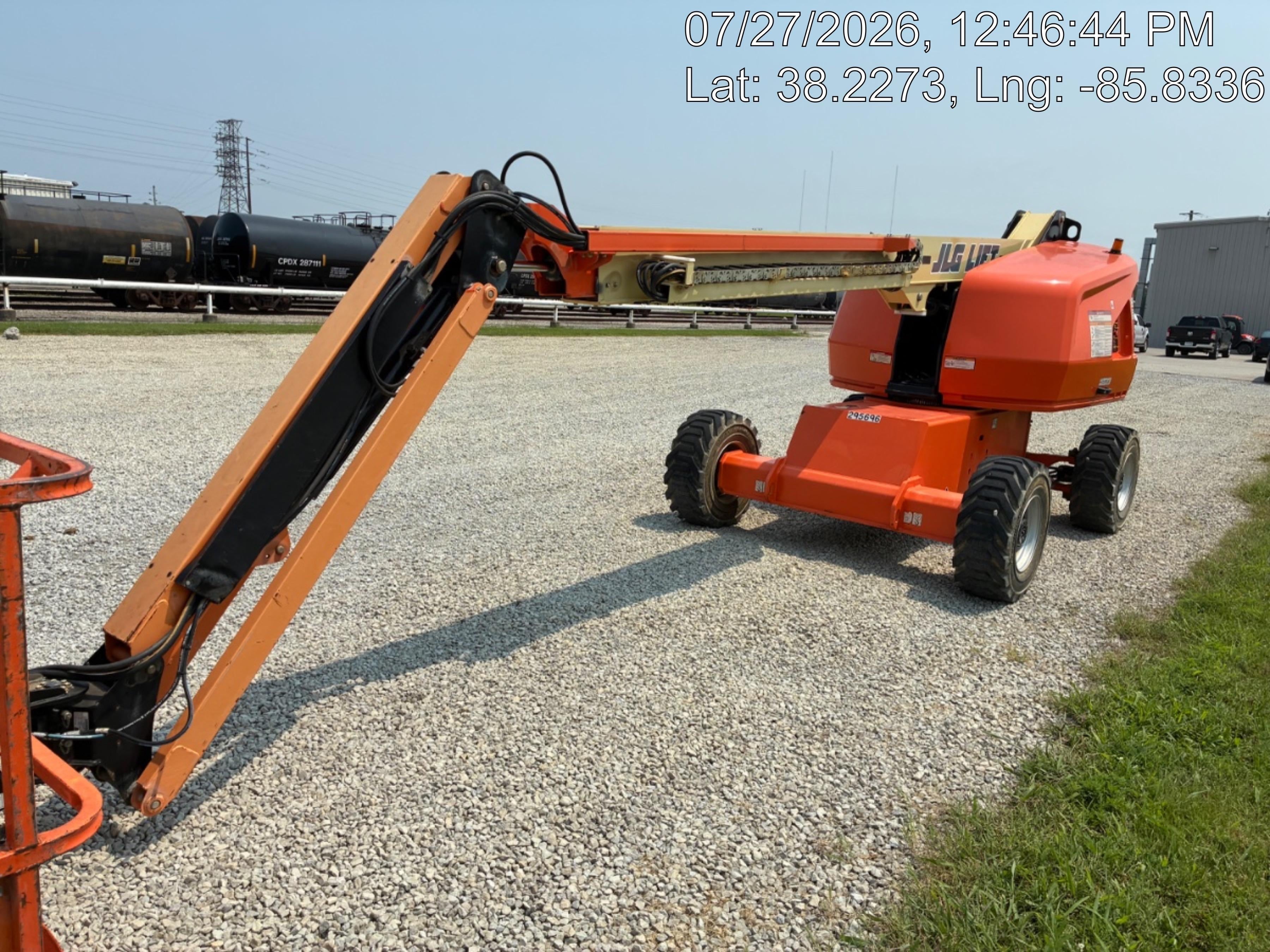 2023 JLG 460SJ