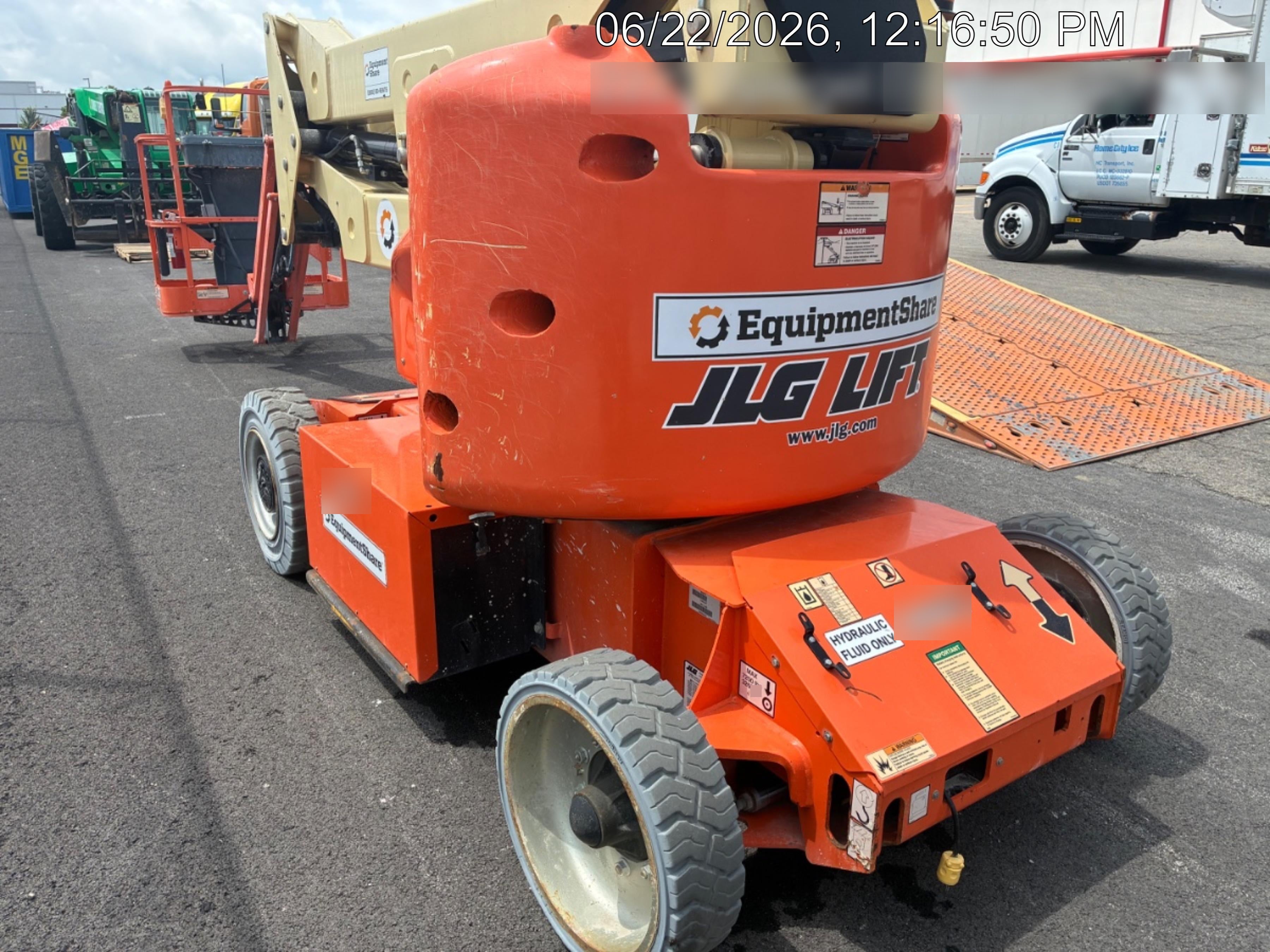 2019 JLG E400AJPN