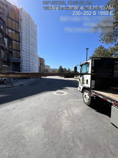 2021 JLG 1075