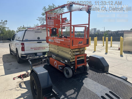 2023 JLG ES1932