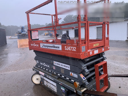 2021 SKYJACK SJ4732