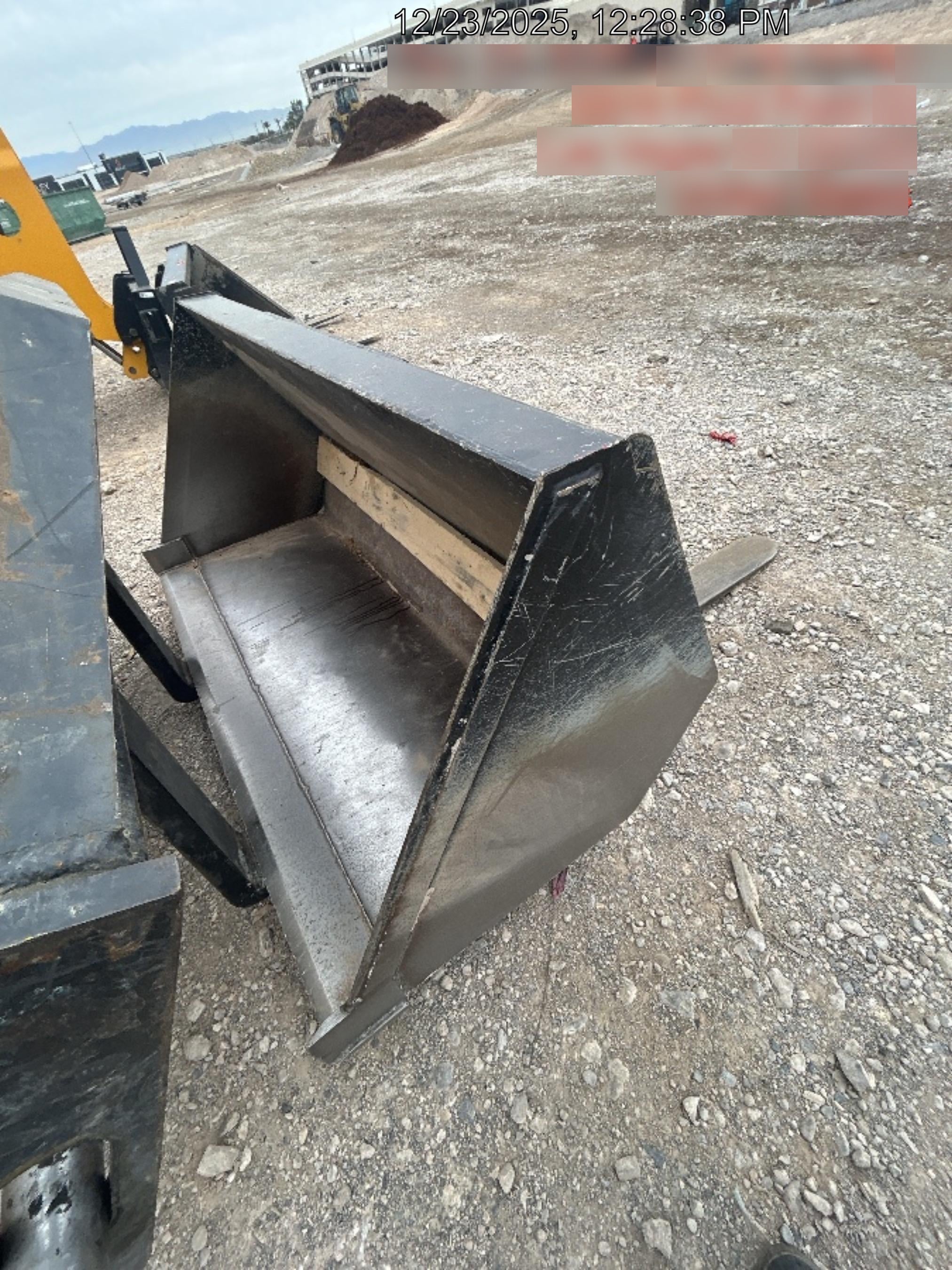 2024 JLG Telehandler Bucket