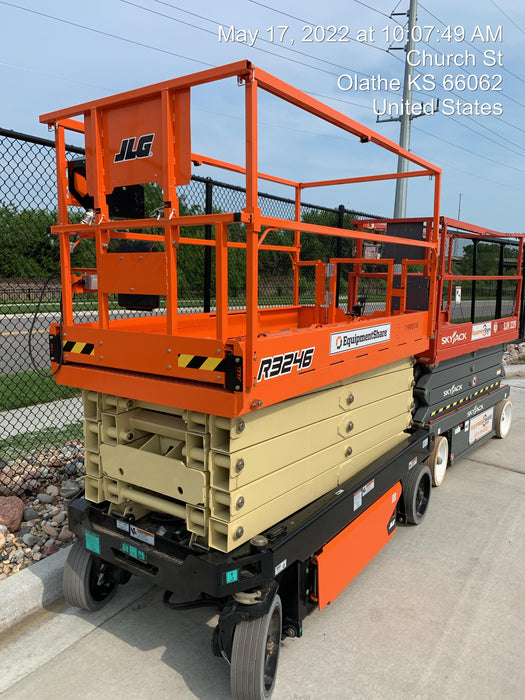 2021 JLG R3246