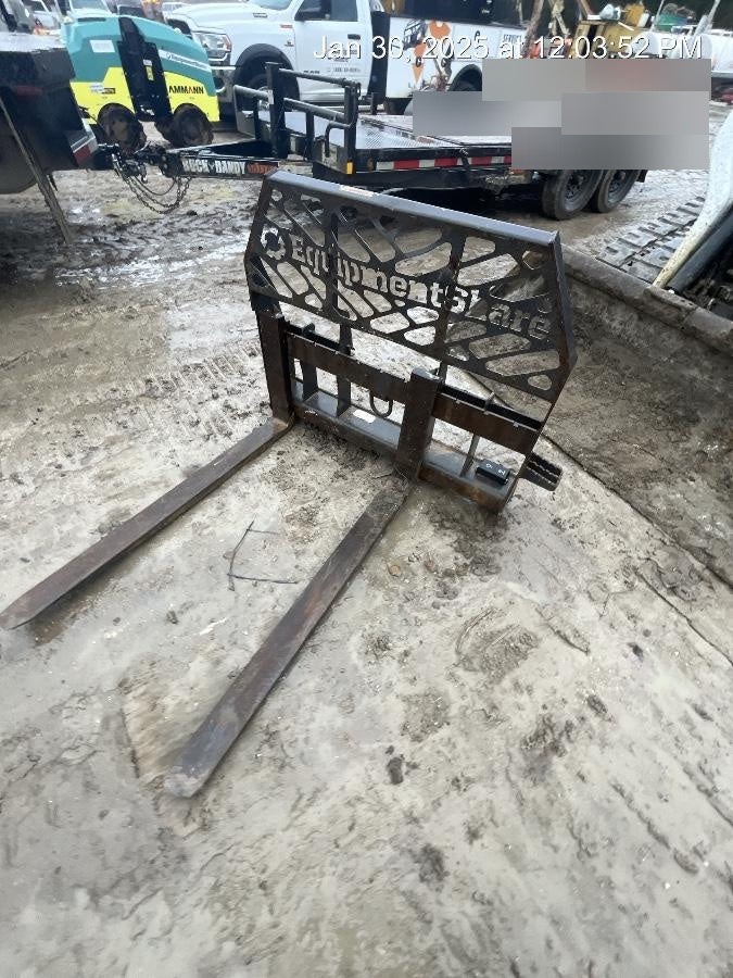 2021 PALADIN 48" Pallet Forks - Paladin