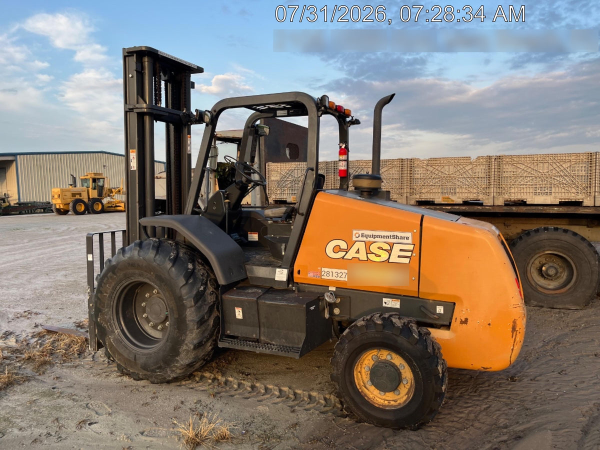 2023 CASE 588H