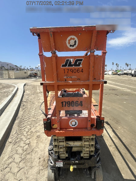 2021 JLG ES1932