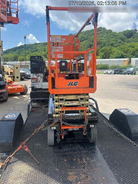 2022 JLG ES1932